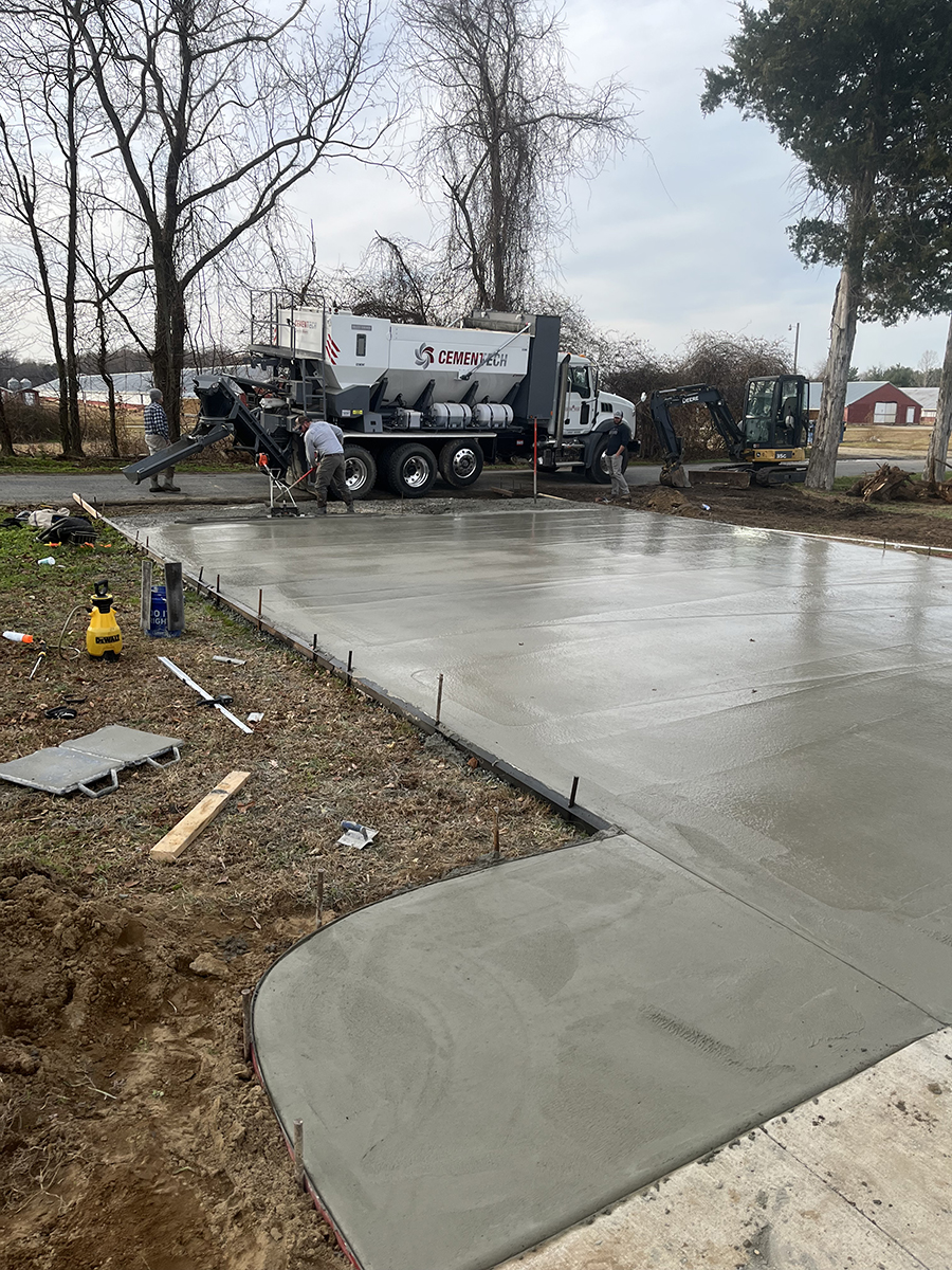 Cement Techs MD pouring a concrete driveway on the eastern shore